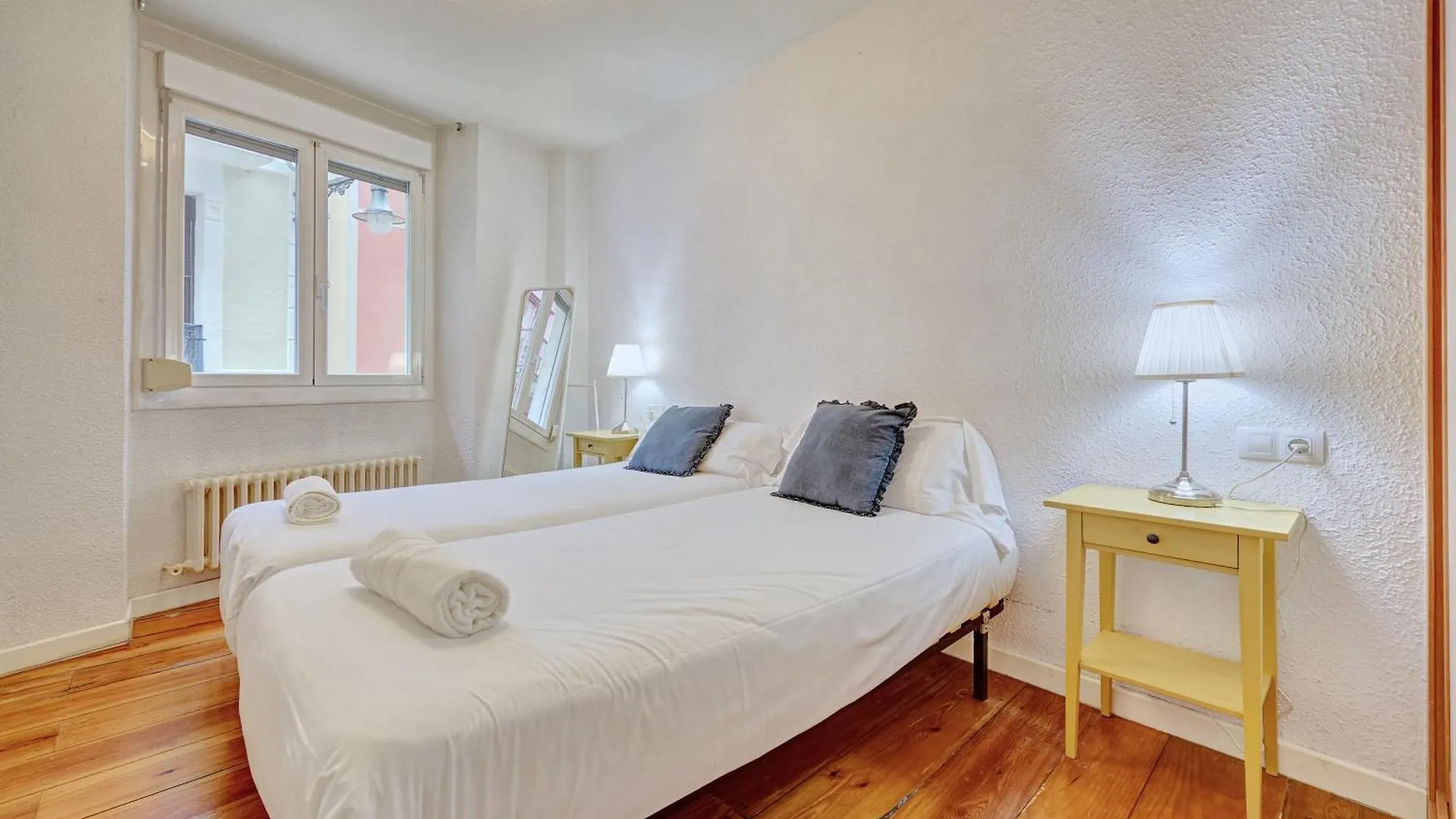 Casa Andrea By Clabao Apartment Pamplona