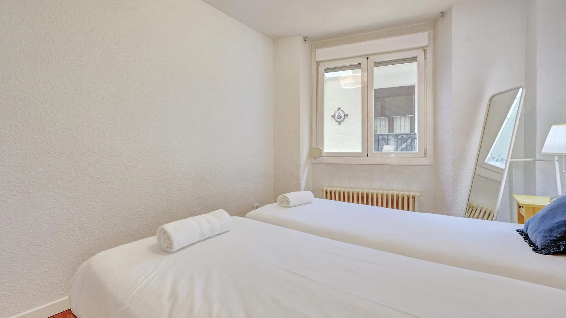 Casa Andrea By Clabao Apartment Pamplona